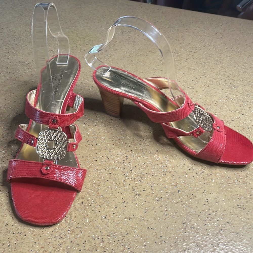 Anne Klein iFlex red lizard embossed sueded leather wood heel comfort sandals